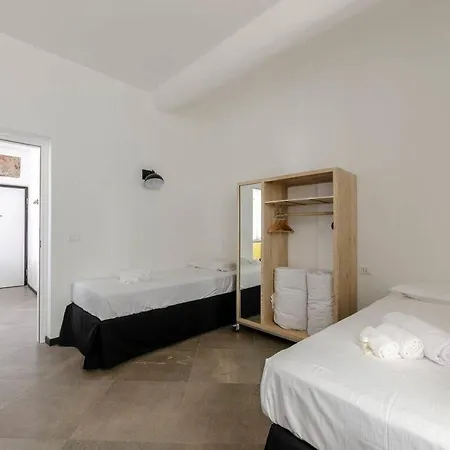 Castelli's Campo 15 Apartment Genoa