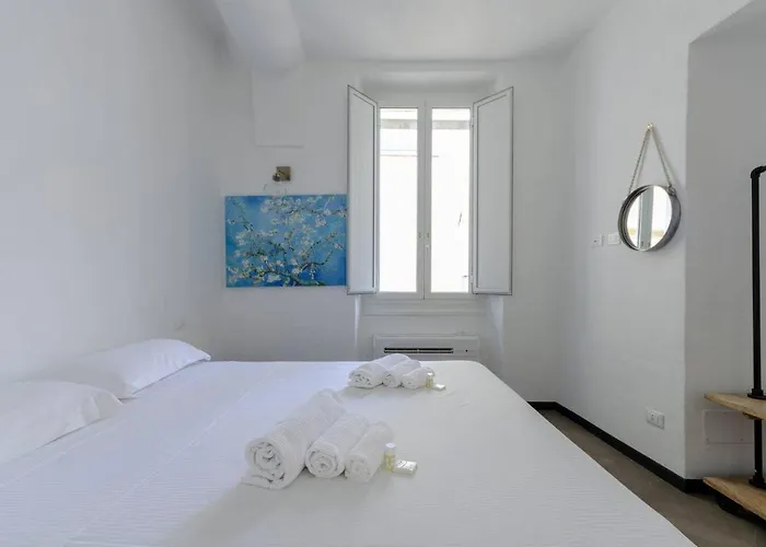 Castelli's Campo 15 Apartment *
